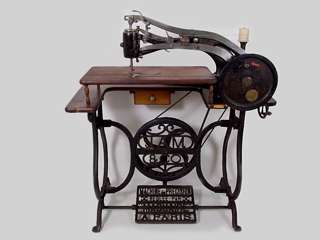 Machine à coudre Maquaire - Conservatoire du Patrimoine